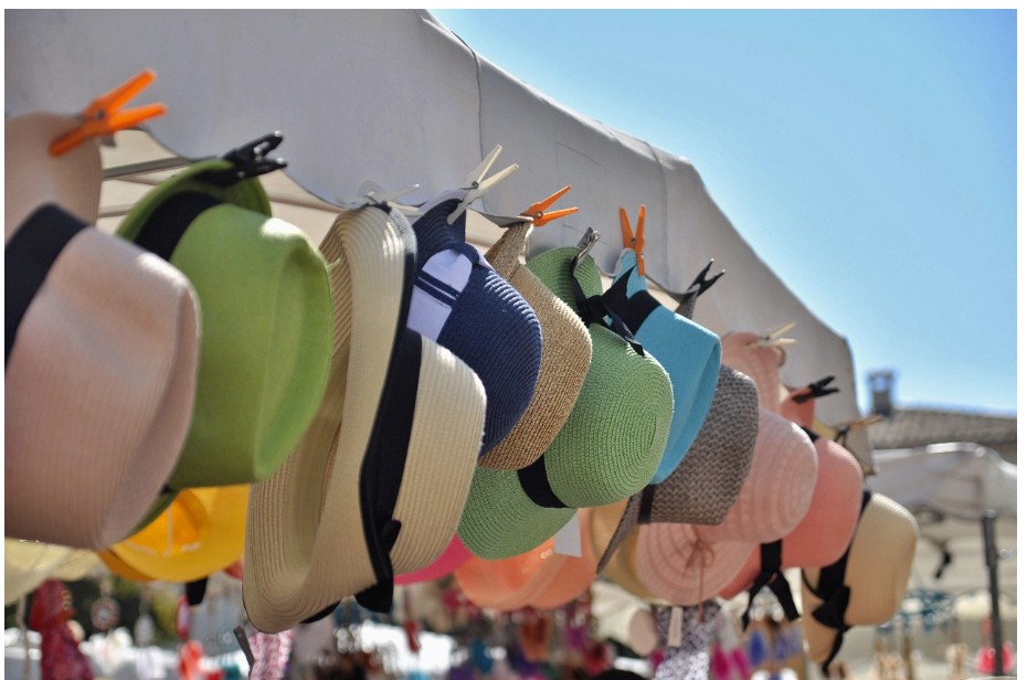 Online Fashion Market - Hats